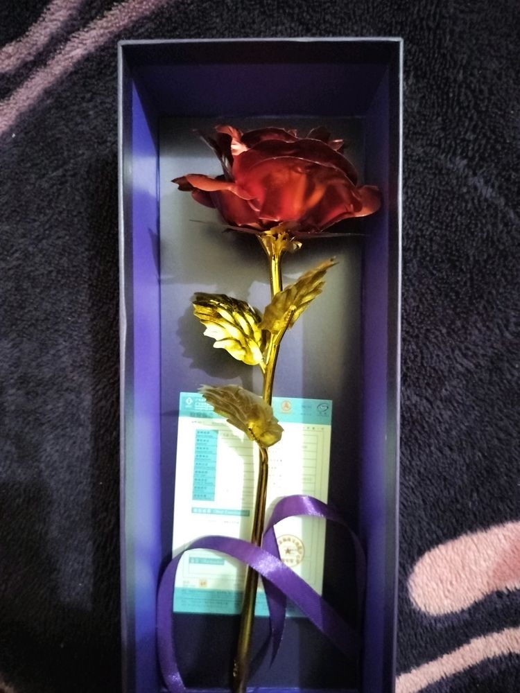 Artificial Rose For Valentine&#39;s Day