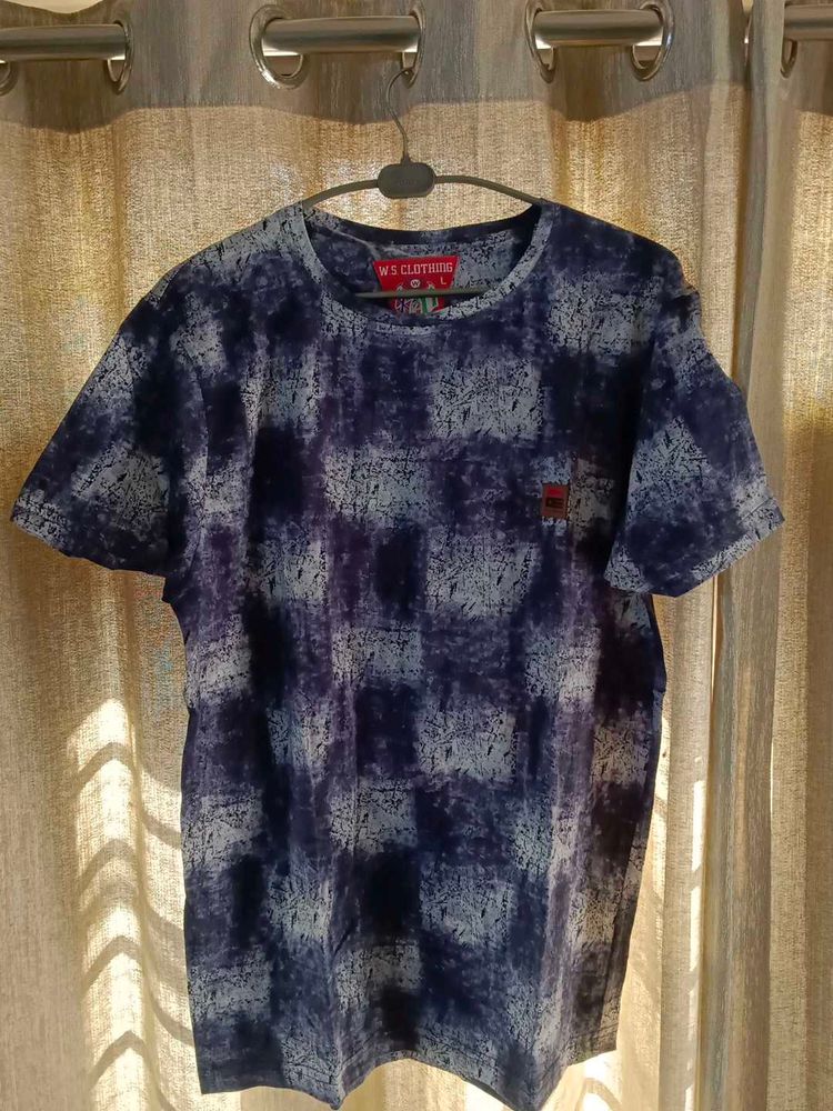 Unique Pattern T-shirt