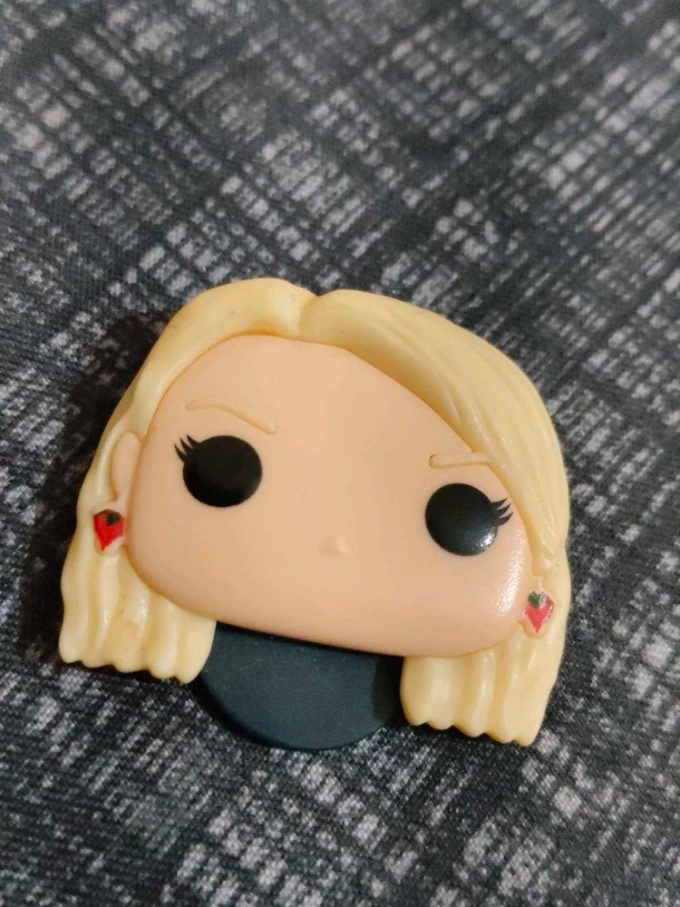 Luna Pop Pin