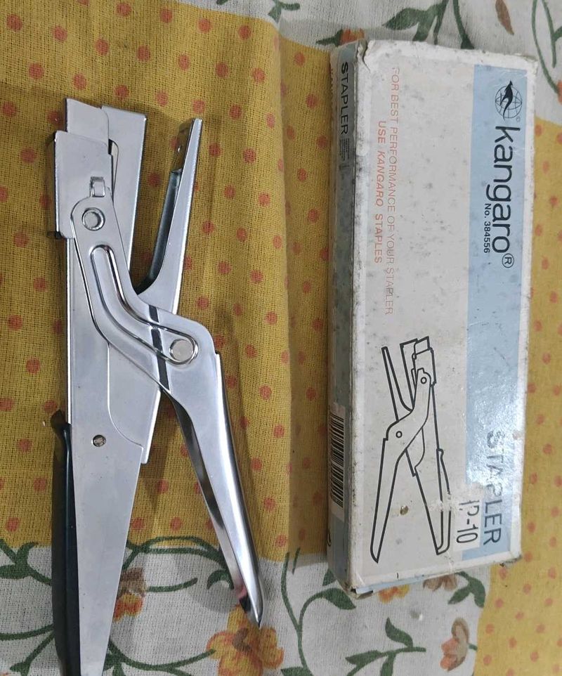 Kangaro Stapler