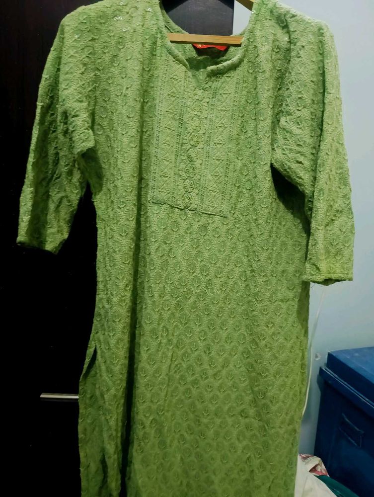 Beautiful Pistachio Kurti💚