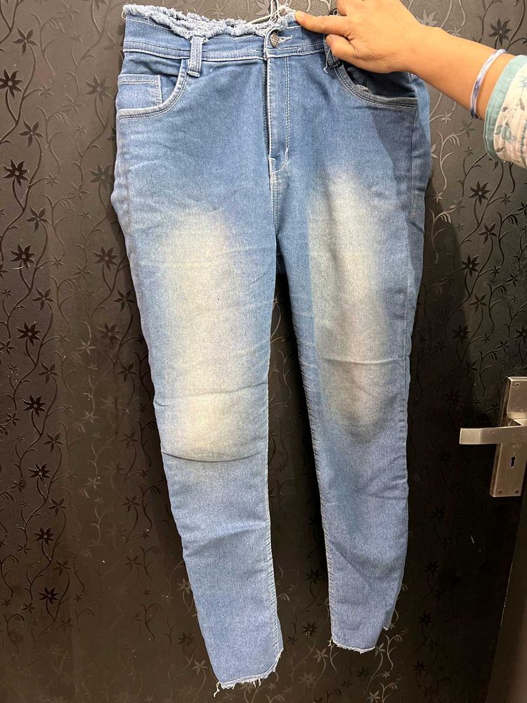 Light Wash Ruffle Waist Jeans