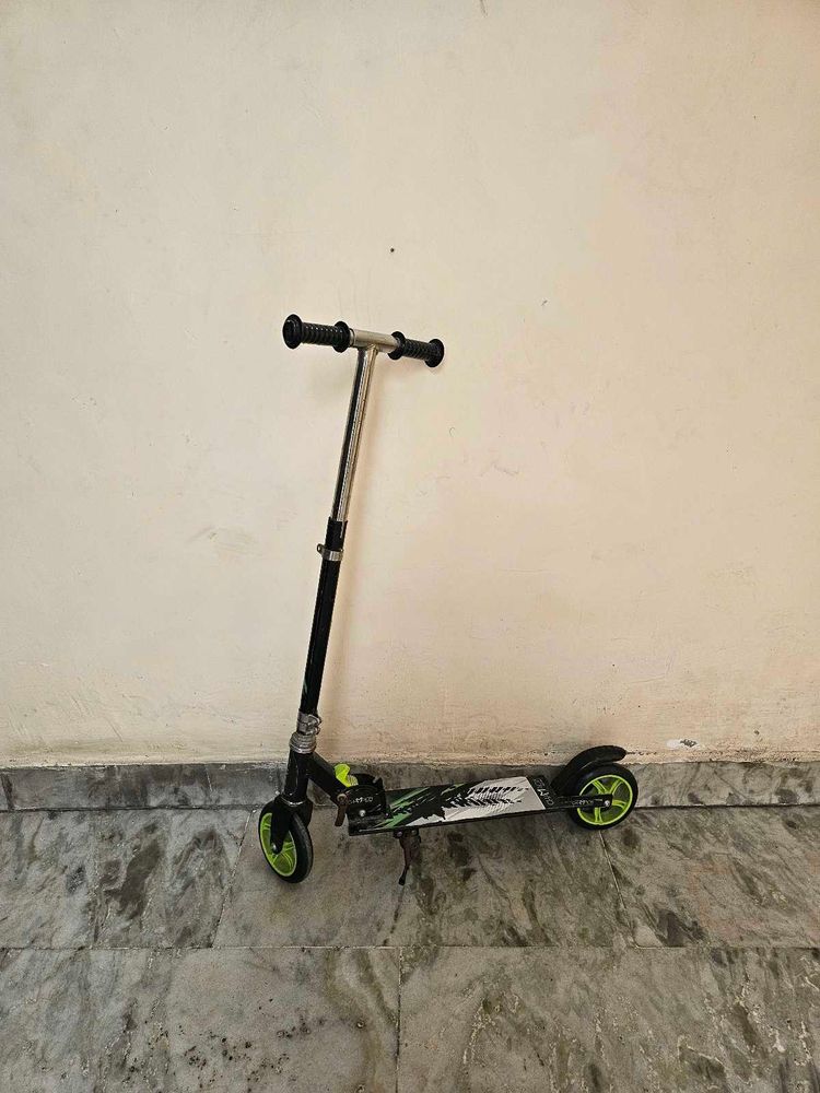 Folding Kick Scooter - Black &amp; Silver