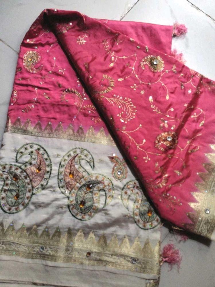 Elegant Pink &amp; Office White Sari