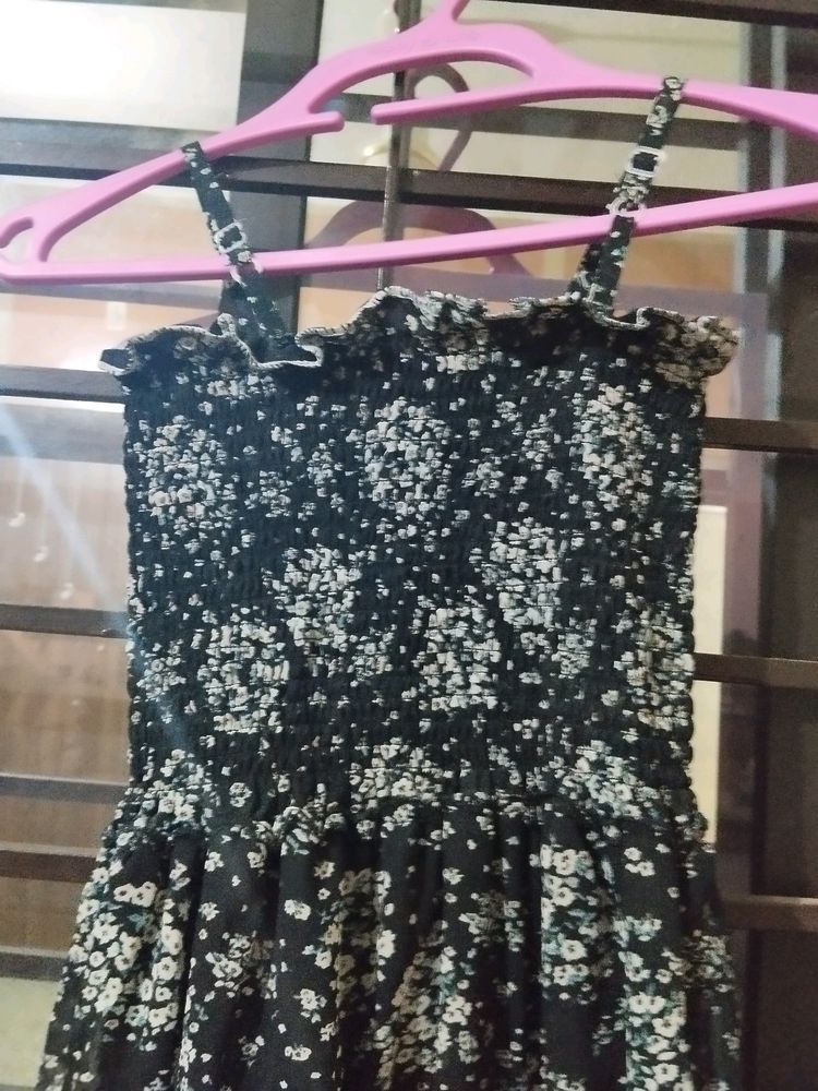 GIRLS OR WOMEN KOREAN DRESS WITH JACKET 🤍🎀