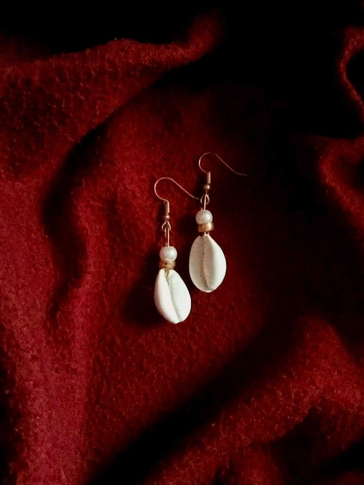 Shell Drop Earrings