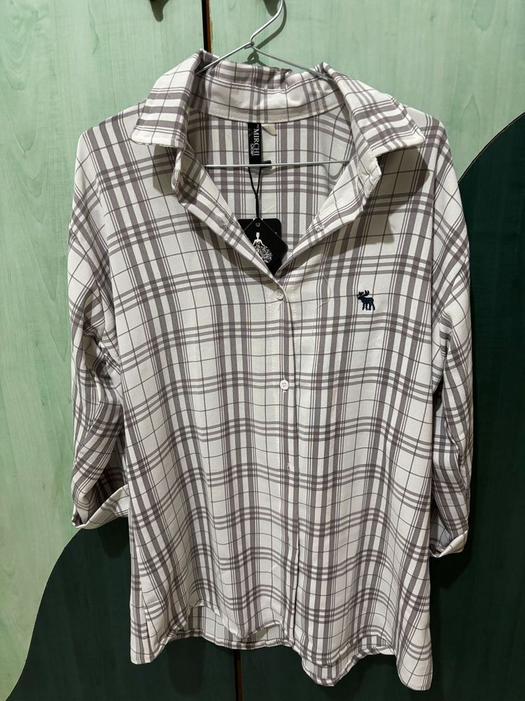 Checkered Long Sleeve Top