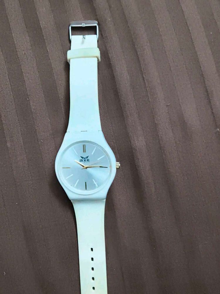 Axe White Watch