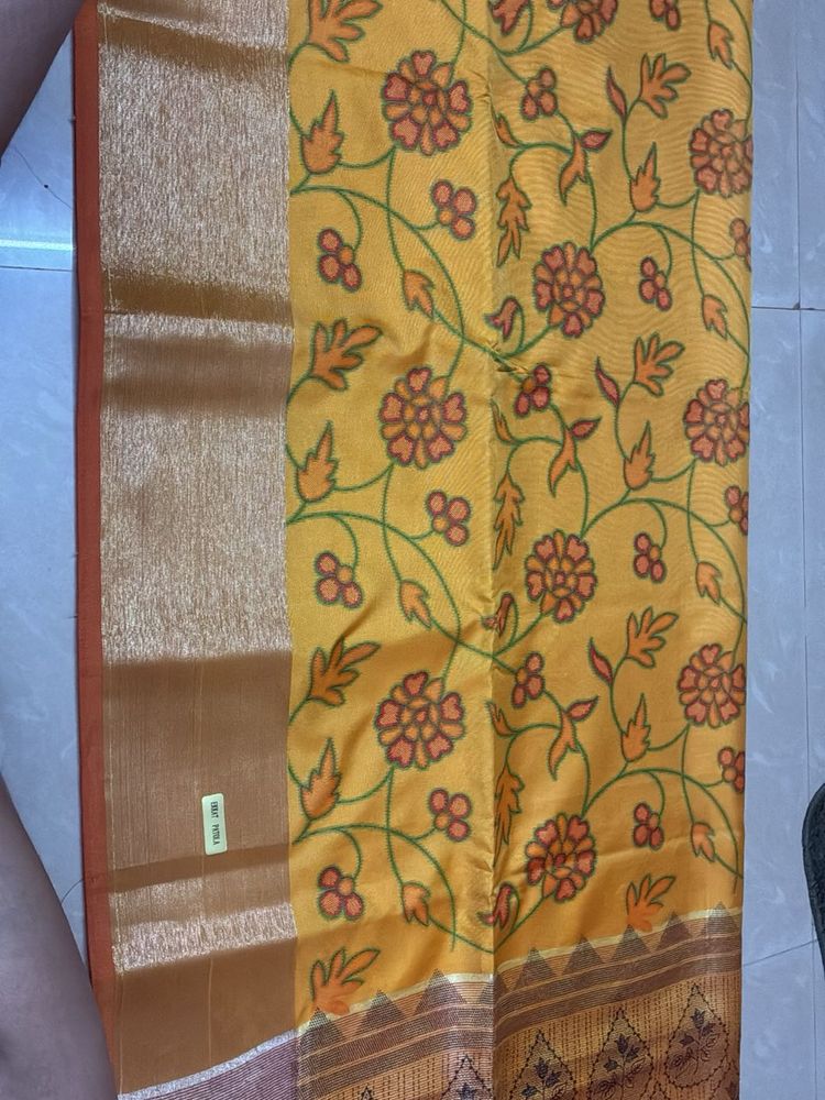 Elegant Floral patola Saree