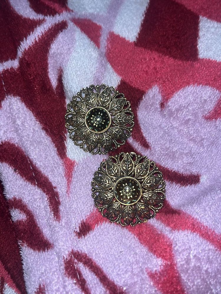 Earring