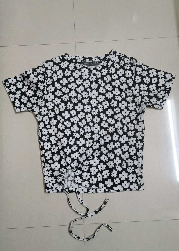 Floral Print Tie-Front Top
