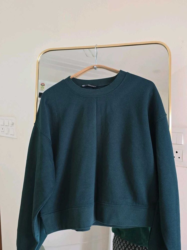 Green Sweatshirt