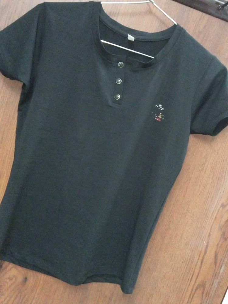 Casual Black T-Shirt