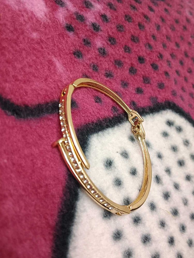 Stylish Gold kada Bracelet