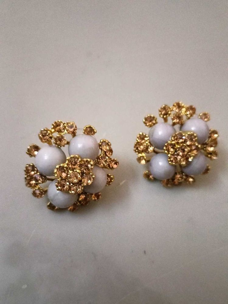 Earings Studs