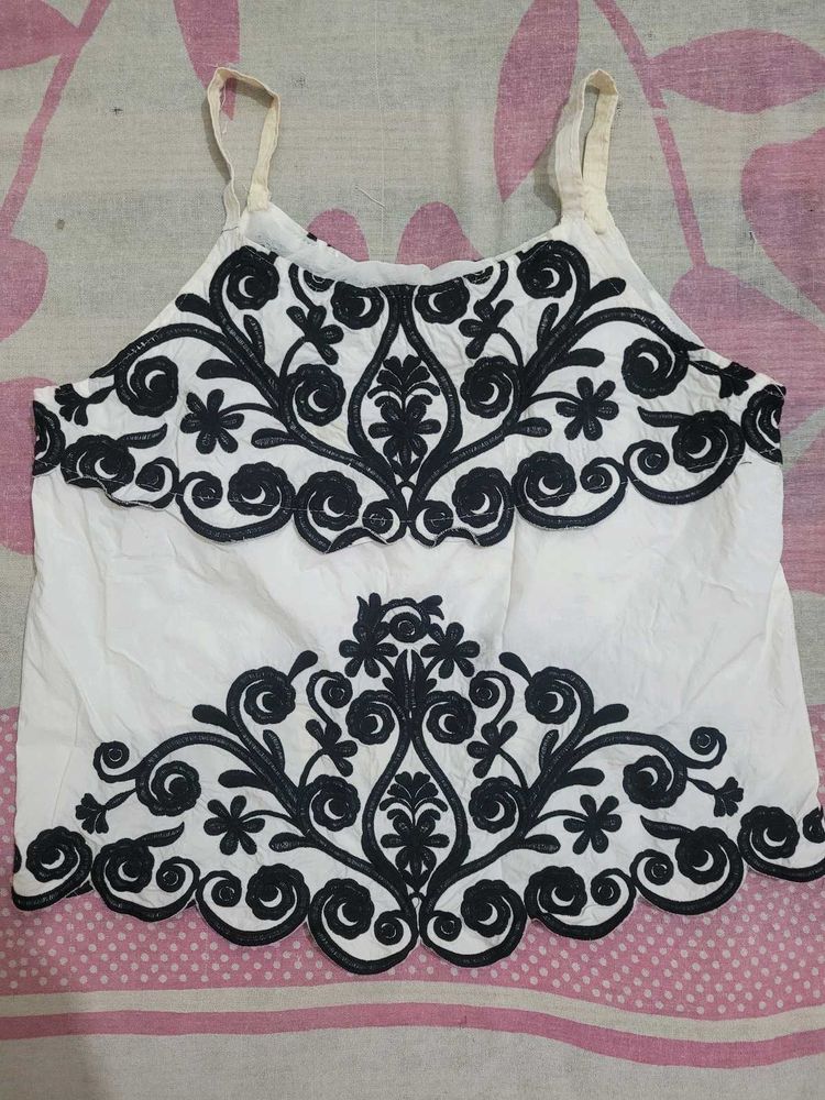 Elegant Embroidered Kurta