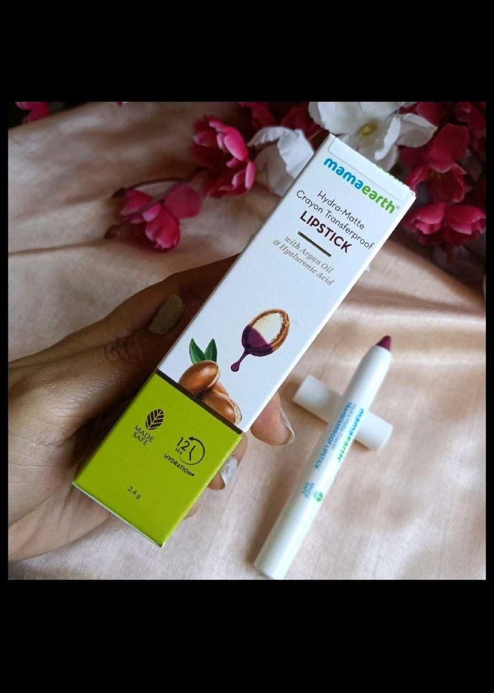 Mamaearth Hydra Matte Crayon Lipstick