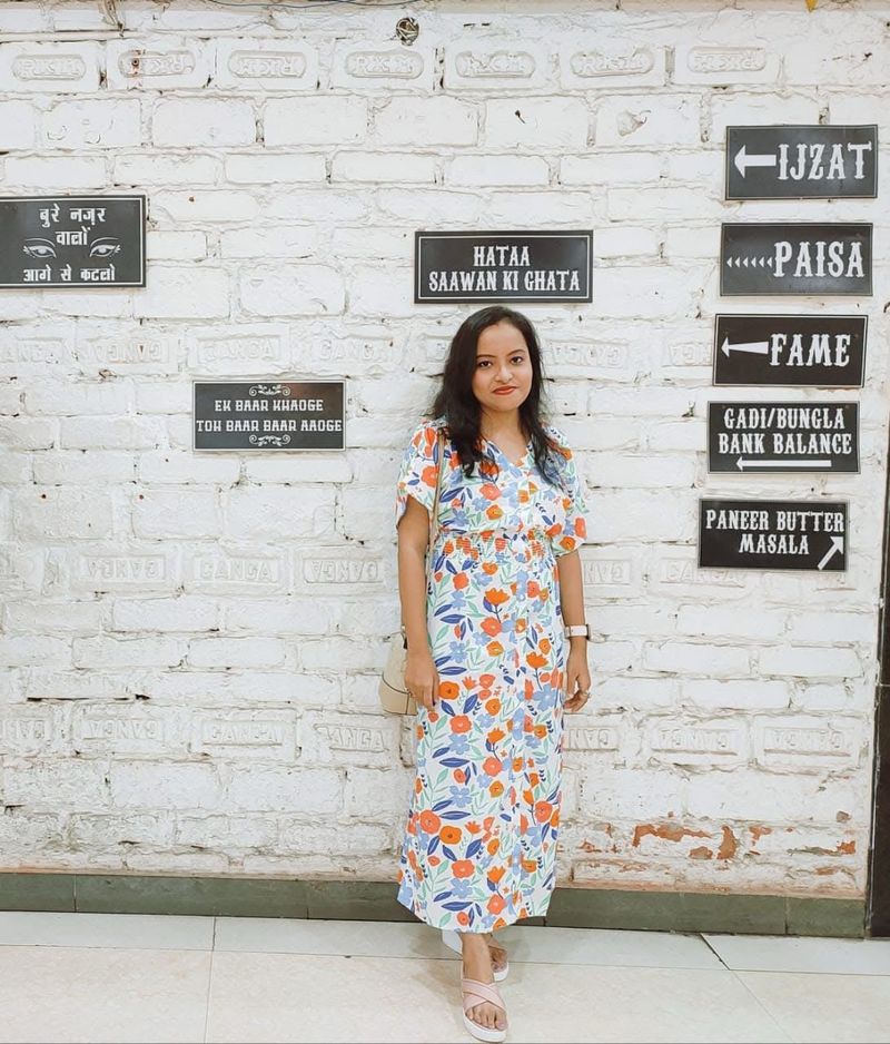 Floral Print Midi Dress Size Small