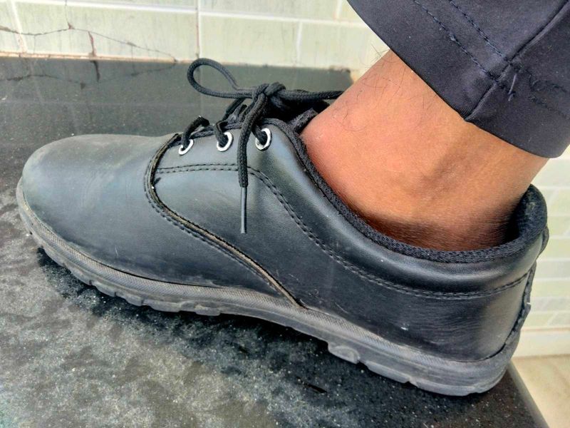 Black Shoes