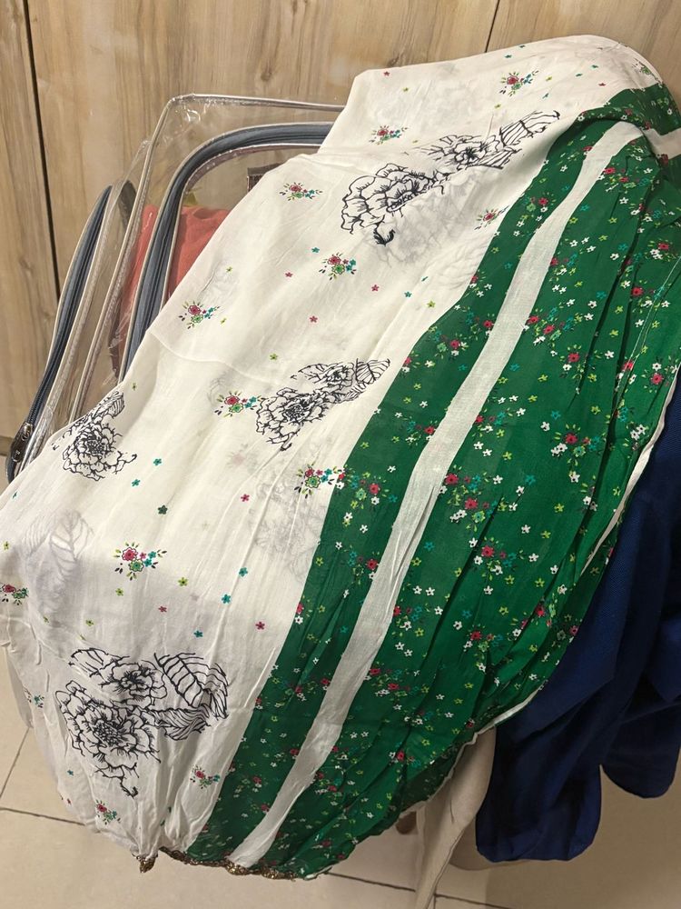 Floral Print Dupatta - Green &amp; White