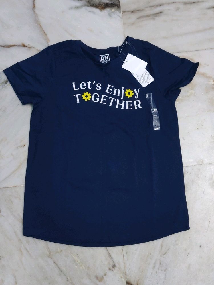 Navy Blue Tshirt 🌻🌻🌻💫💫💫🌸🌸