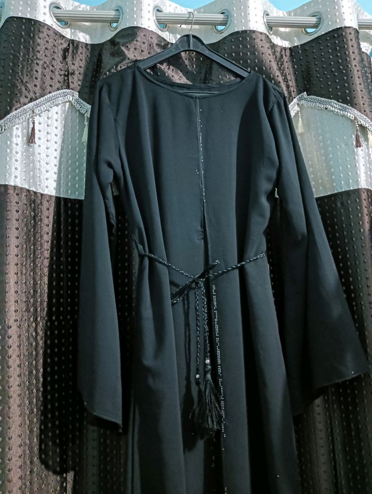 BLACK ABAYA