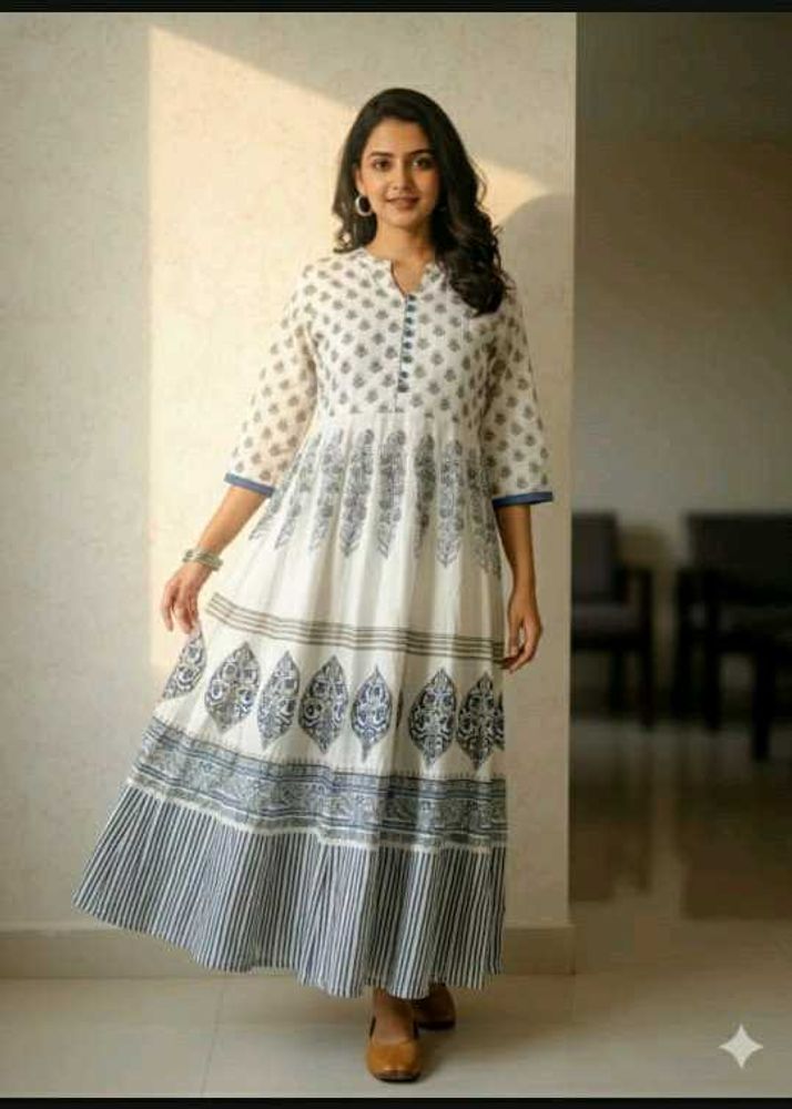 SANGRIA WHITE Embroidery Anarkali