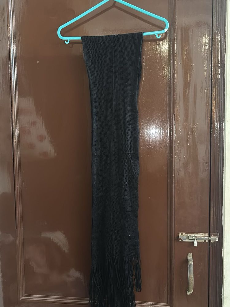 Elegant Black Scarf with Fringe