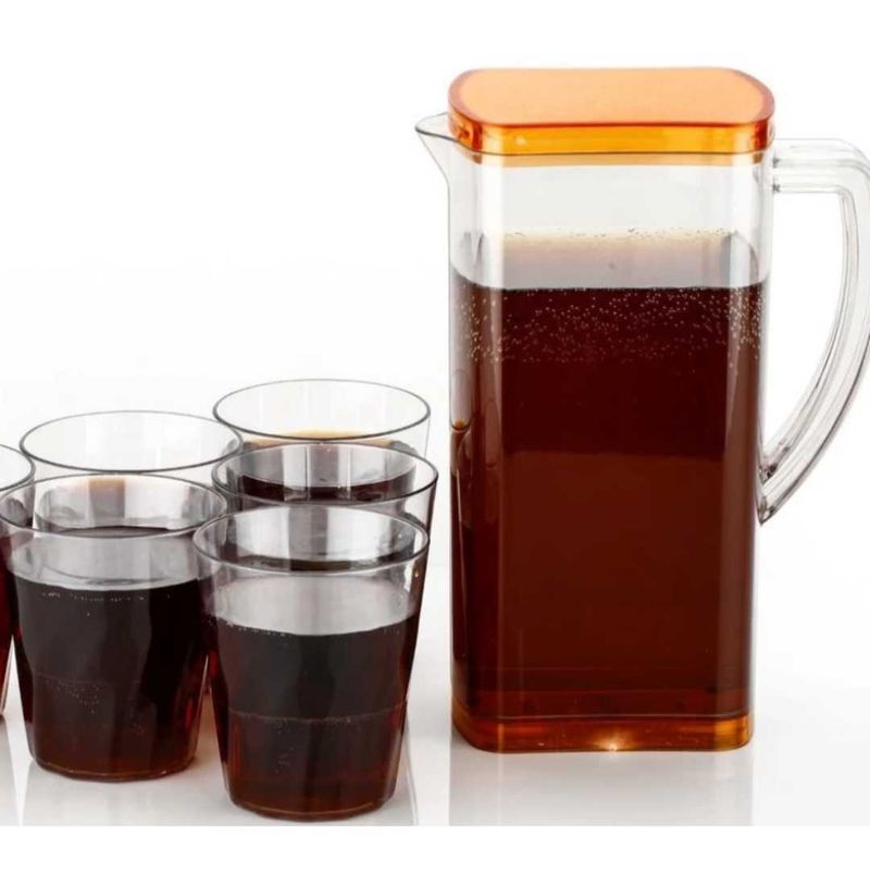 MACARIZE 2000 ml Unbreakable Plastic JUG with Glas