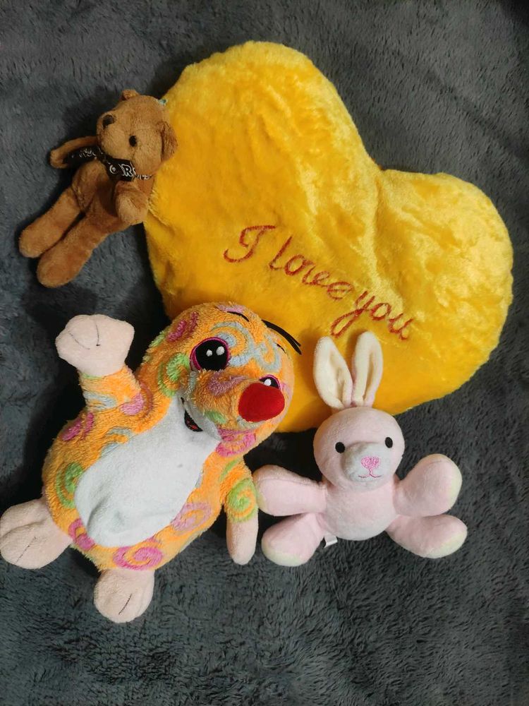 4 Toys Combo