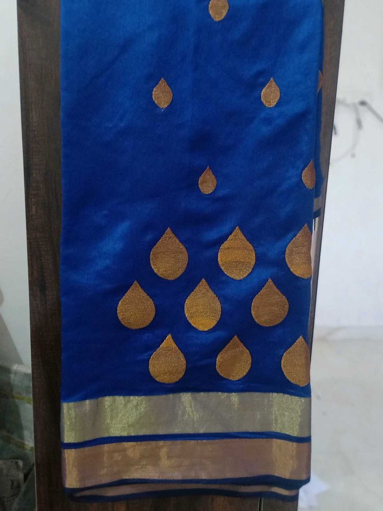 A Beautiful  Chanderi Silk Saari With Blouse Piece