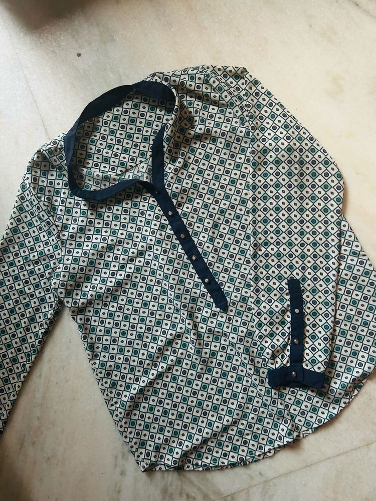 Patterned Long Sleeve Top