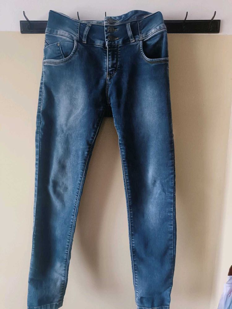 Shaded Blue Three Buttoned Jeans