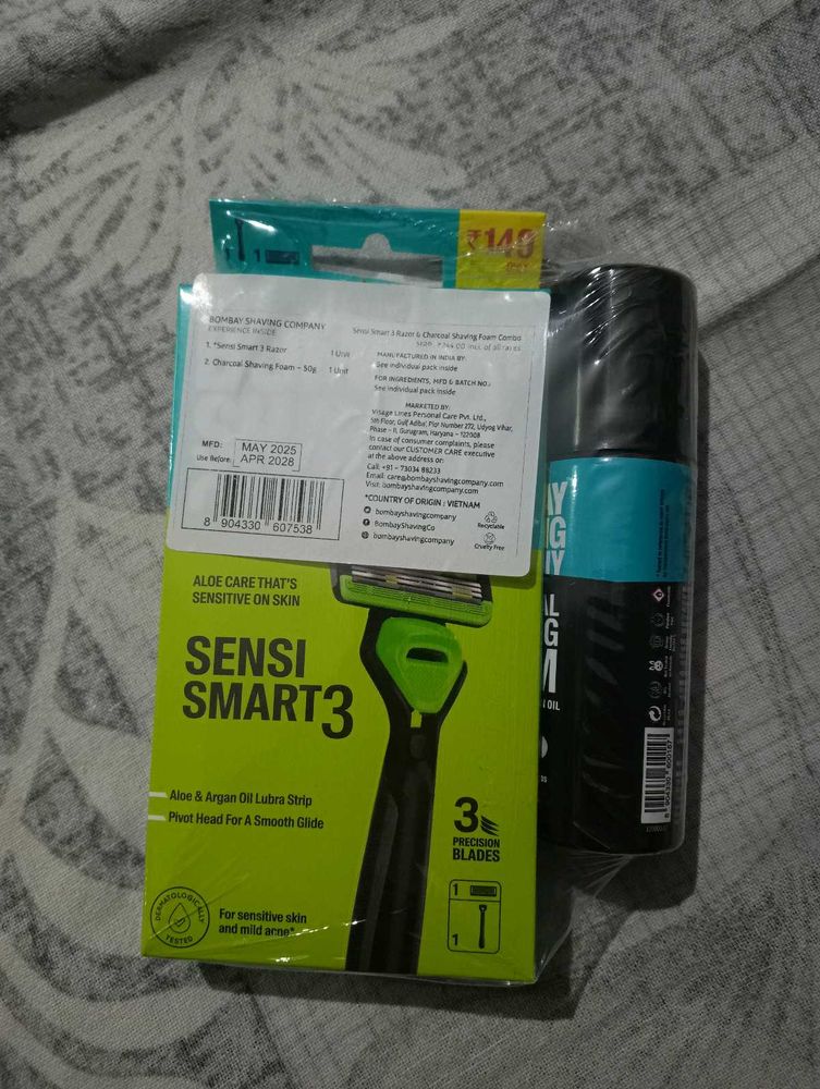 Sensi Smart Razor and Charcoal Shaving Foam Combo