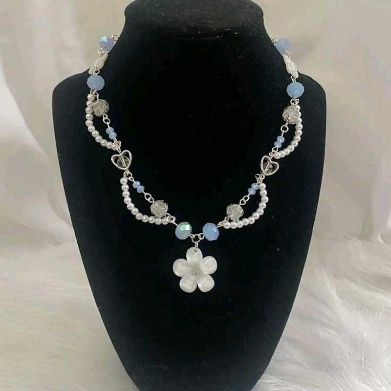 Blue Beaded Flower Necklace