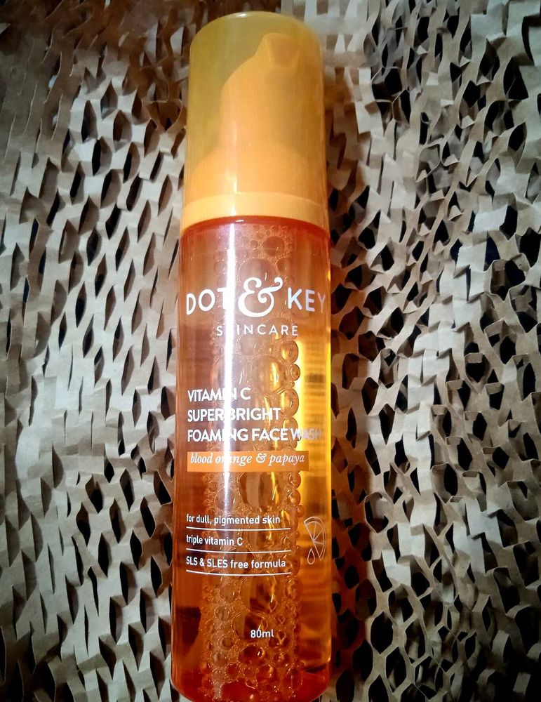 Dot &amp; Key Vitamin C Face Wash