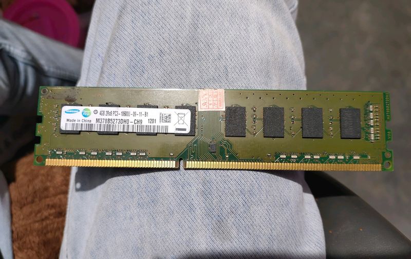 Samsung DDR3 4GB RAM