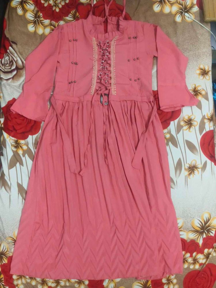 Women Solid Cotton Rayon Anarkali Kurta (Pink)