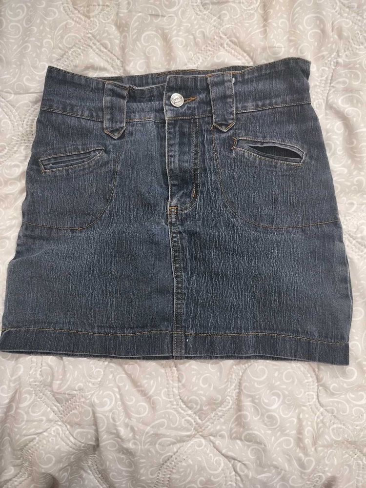 Y2K mini denim skirt