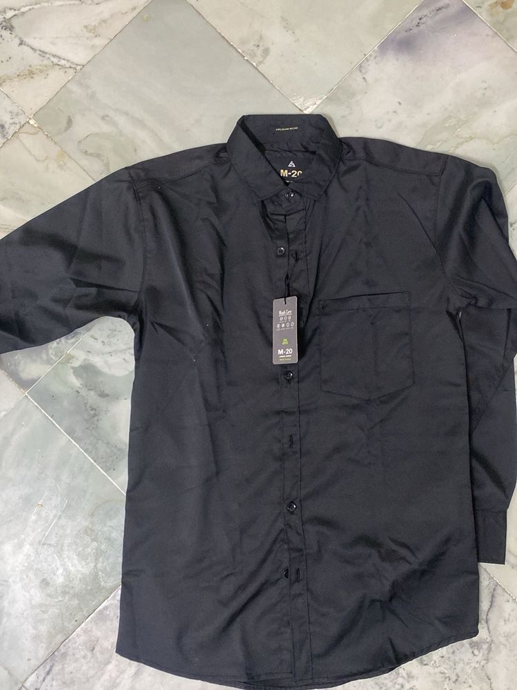 Mens shirt M