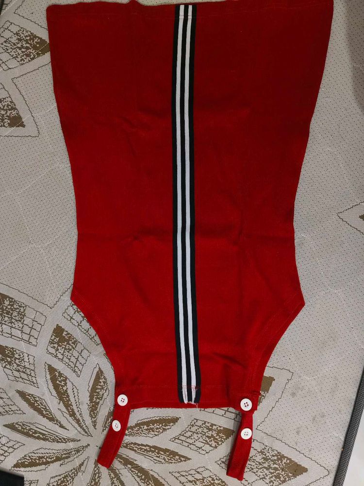 Red Sleeveless Dress Comes With White Inner Also