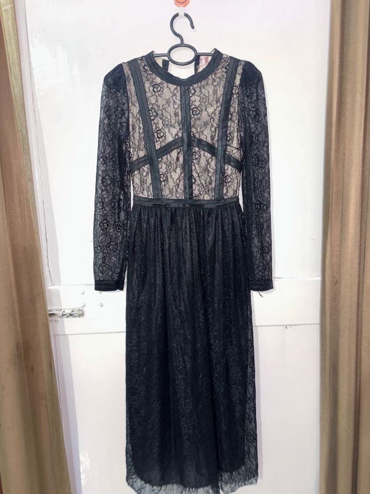 Classic Black Gown 🖤