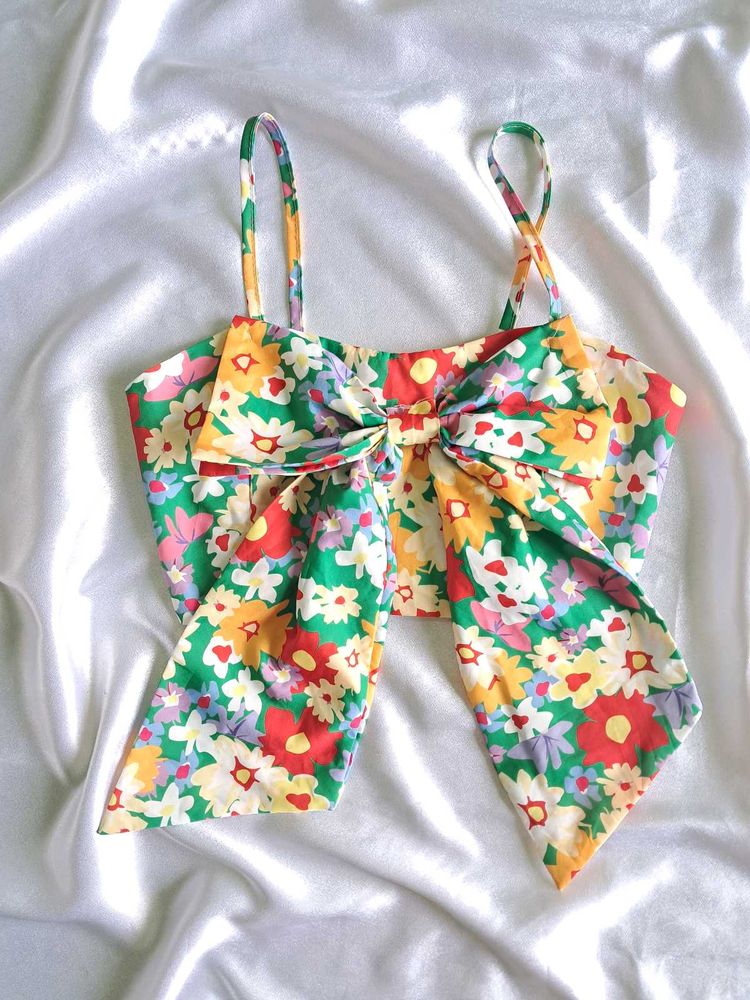 Floral Tie-Front Crop Top