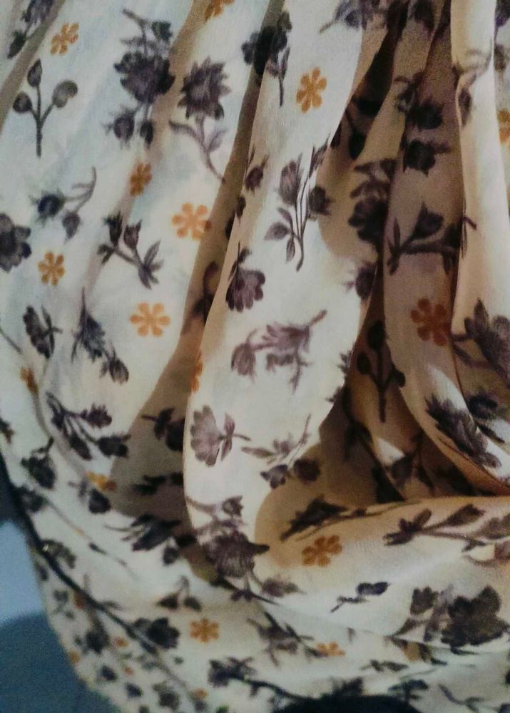 A new saree with good condition