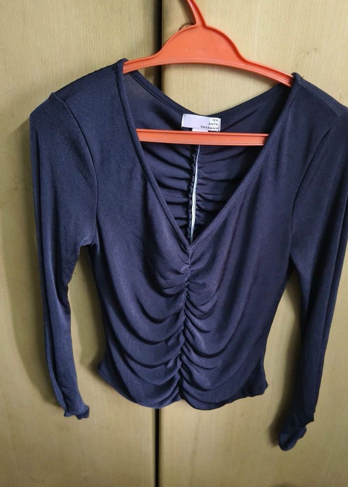 Chic Ruched Long Sleeve Top