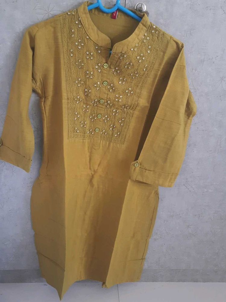 Mehandi Green Kurti