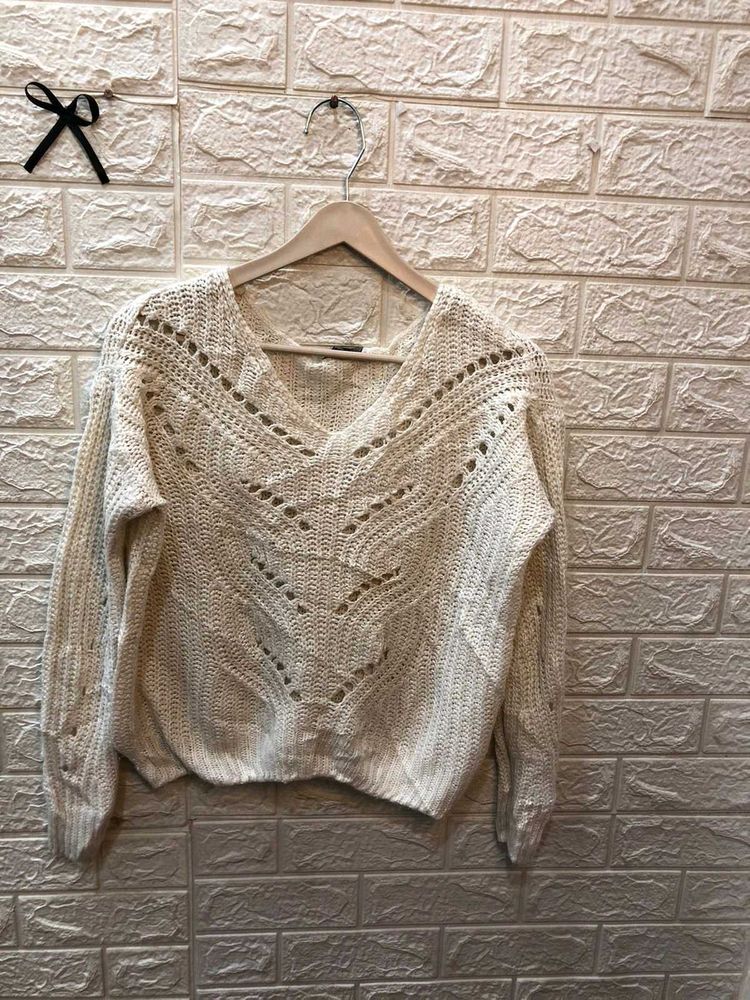 Stylish Knit V-Neck Sweater🕸️🕷️