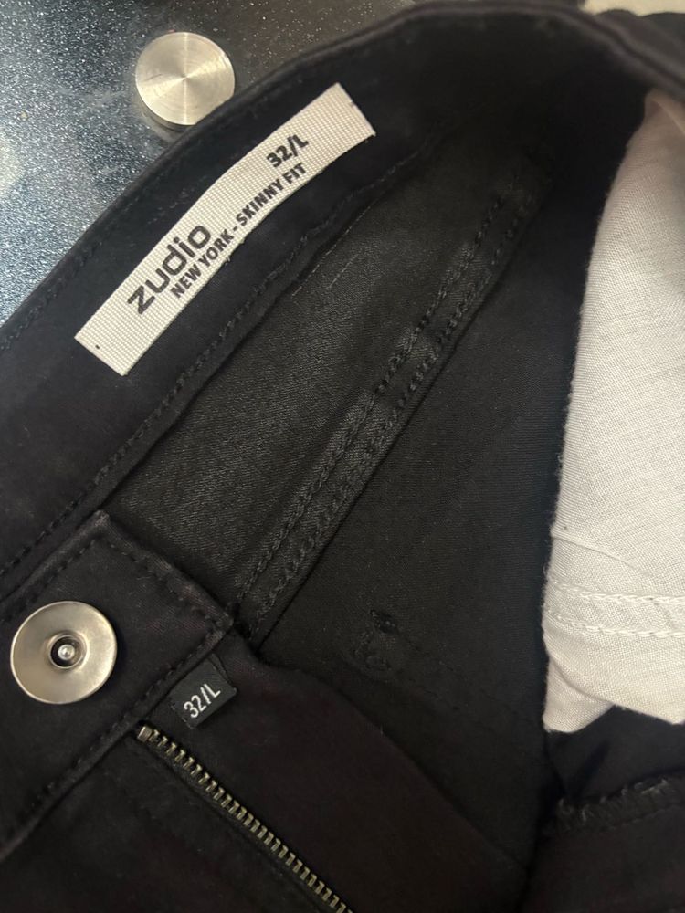Zudio Black Skinny Fit Jeans