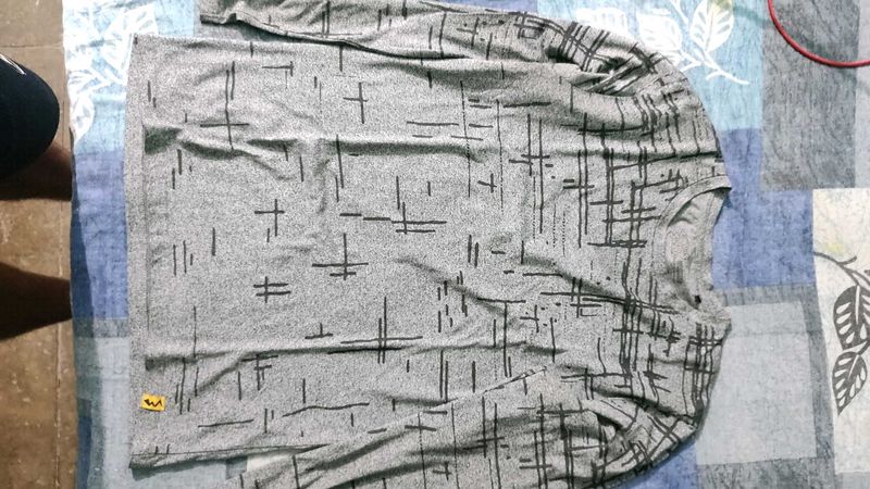Campus Sutra full sleeves cotton tshirt