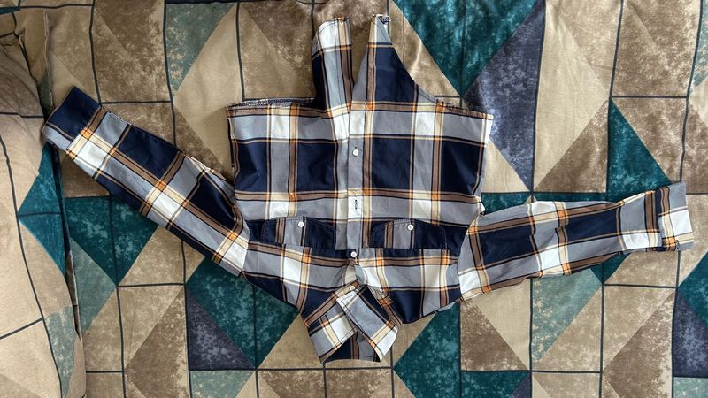 Women plaid crop top